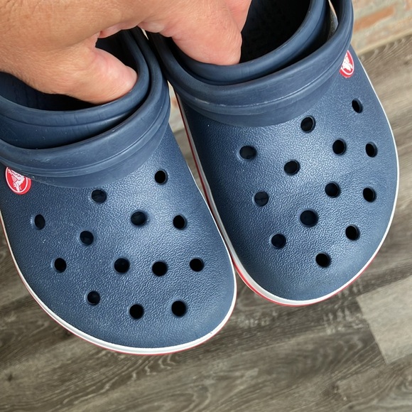 Crocs - Picture 12 of 17